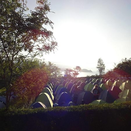 Zarautz Beachside Surf Camp Экстерьер фото